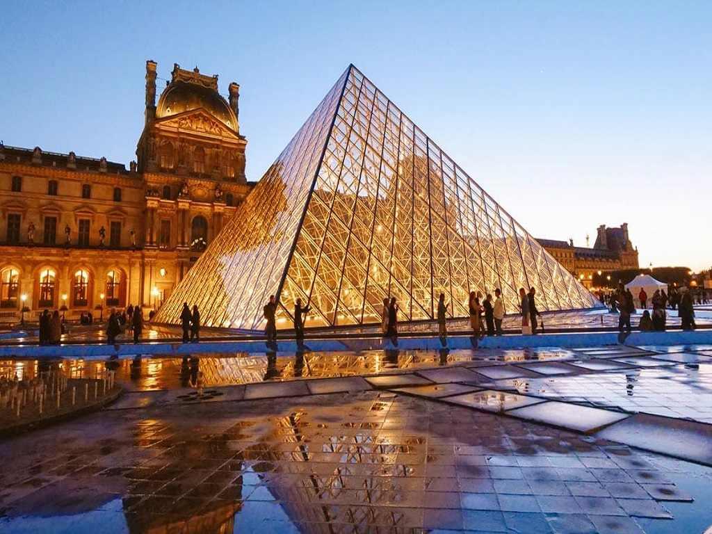louvre