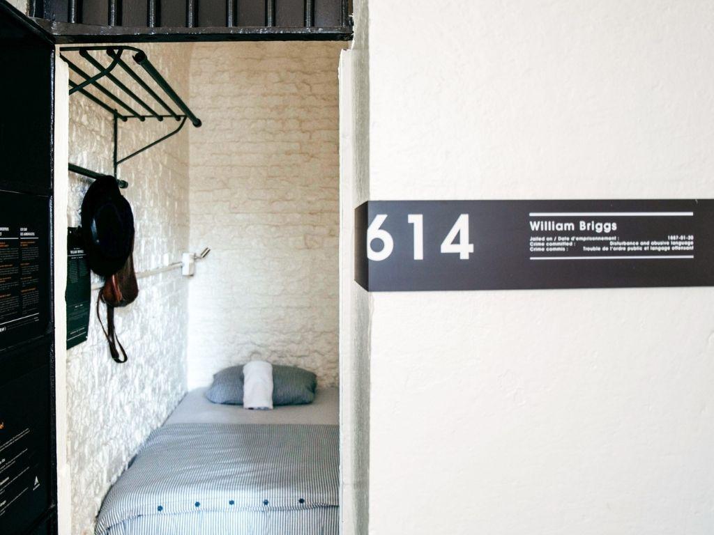 Sainto Ottawa Jail Hostel